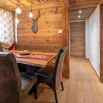 La Maison Derby * La Salle